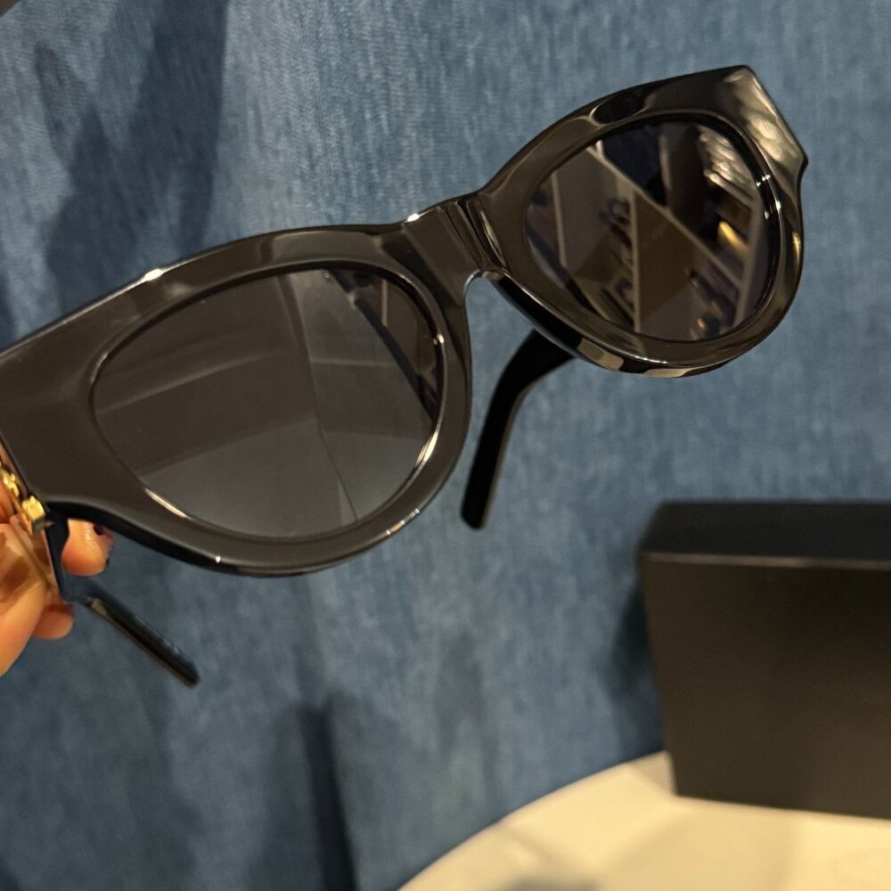 Yves Saint Laurent Black Sunglasses - Picture 13 of 13